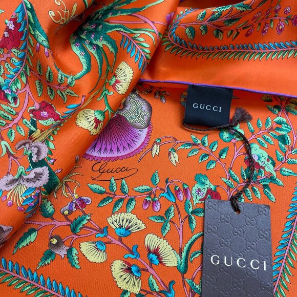 New Gucci Classic Floral Print Silk Scarf with Gucci Box Gift - Picture 9 of 14